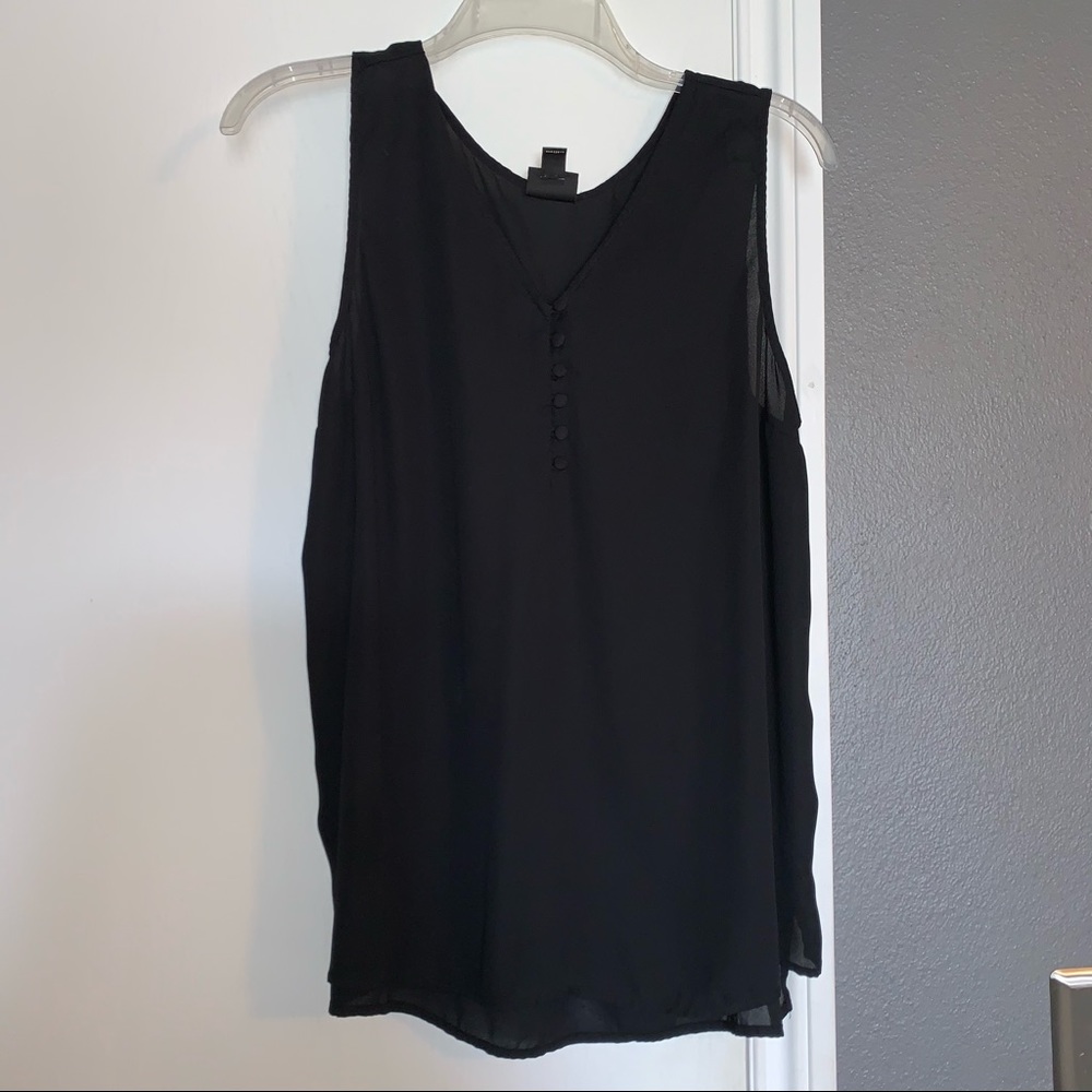Black Sleeveless Blouse